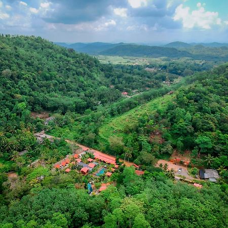 Hotel Uma Garden Kandegedara Matugama Esterno foto