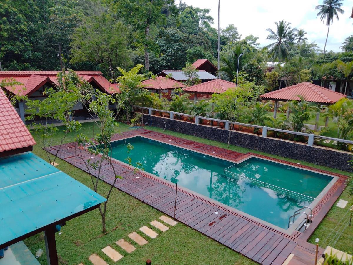 Hotel Uma Garden Kandegedara Matugama Esterno foto