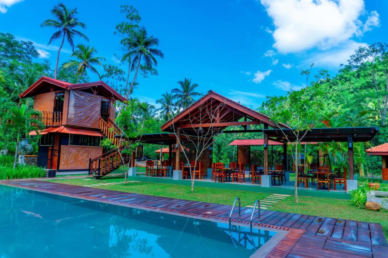 Hotel Uma Garden Kandegedara Matugama Esterno foto