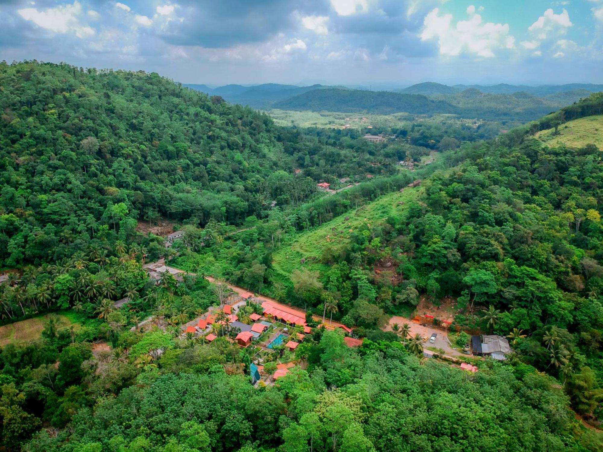 Hotel Uma Garden Kandegedara Matugama Esterno foto