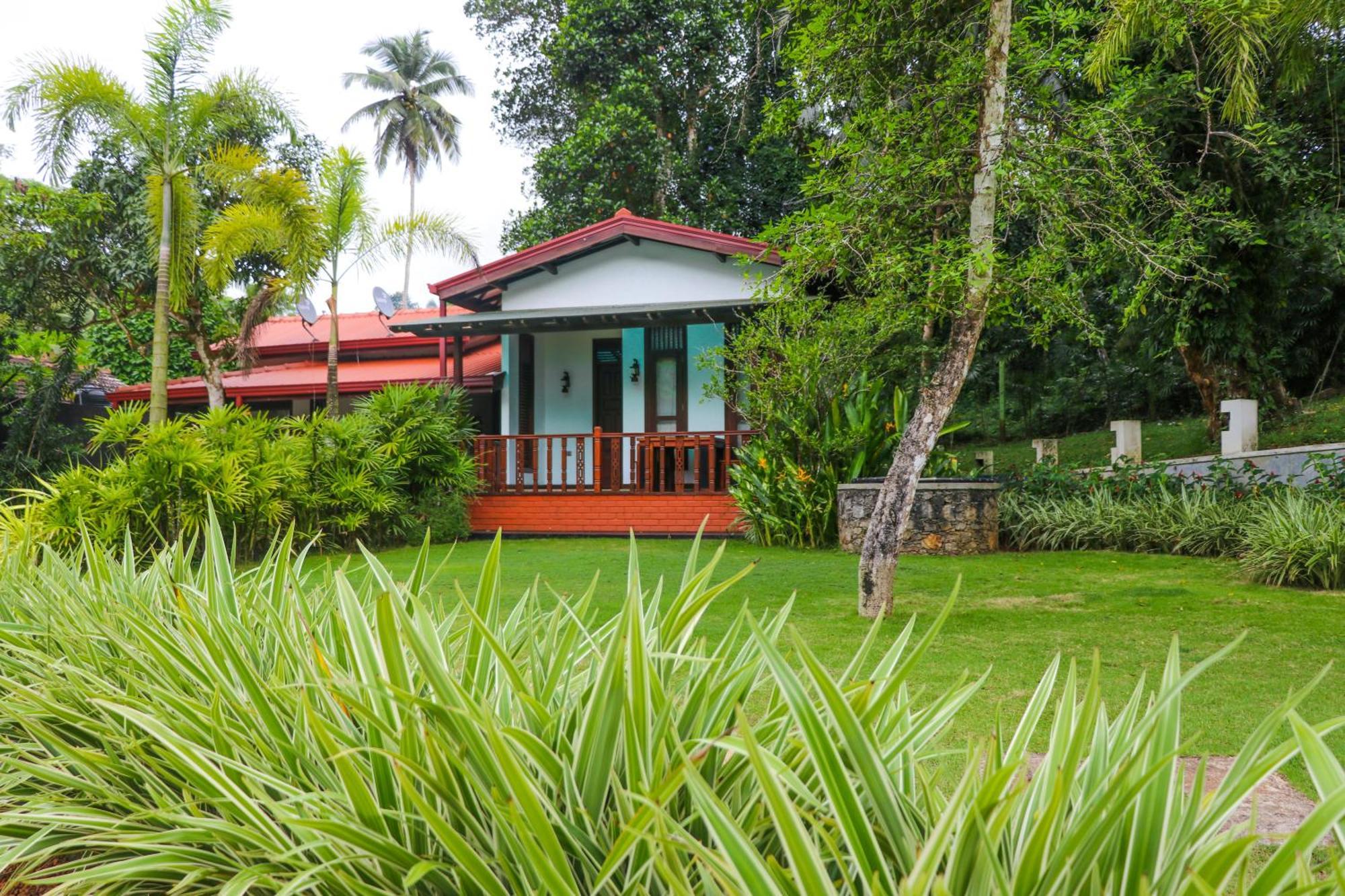 Hotel Uma Garden Kandegedara Matugama Esterno foto